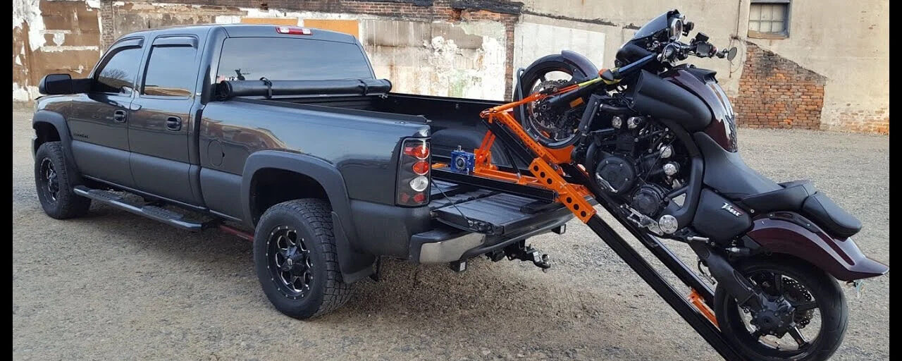 Motorcycle Transportation Ensures Safe and Convenient Bike Delivery